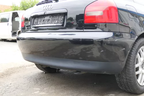 Audi A3 8L Stoßstange Heckstoßstange hinten schwarz LY9B (171105)