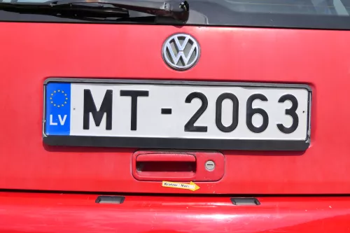 VW Polo 6N Heckklappe Klappe hinten Kofferraumklappe mit Scheibe rot LP3G (171172)