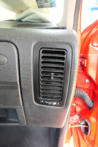 VW Polo 6N 6K Lüftungsdüse Düse Lüftung rechts im Armaturenbrett 6K1819704