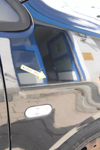 VW Polo 9N Kotflügel vorne rechts schwarz L041 bis ca.Bj.2004 (171183)