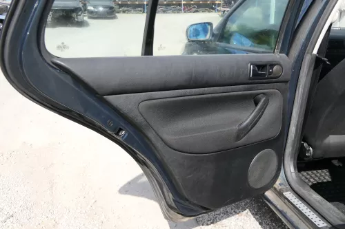 1x VW Golf 4 1J Limousine Türverkleidung Verkleidung Tür hinten links schwarz (171228)