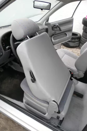 VW Polo 6N 6N2 Seat Ibiza 6K Golf 3 Sitz vorne links Fahrersitz 2/3-Türer grau (171392)