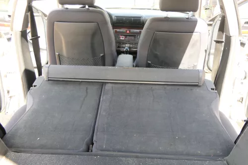 Audi A4 B5 Kombi Avant Rückbank Rücksitzbank Sitz Rücksitz 3 Punkt Gurt (171464)