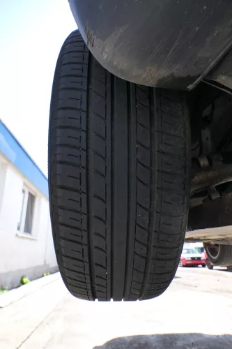 4x A4 B5 A6 4B Alufelgen 205/55 R16 91V Sommerreifen Reifen KBA 44409 AEZ 3-5mm (171472)