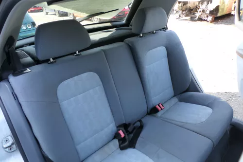 Skoda Fabia 6Y Rückbank Rücksitzbank Sitz Rücksitz hinten + 2x Kopfstützen b (171577)