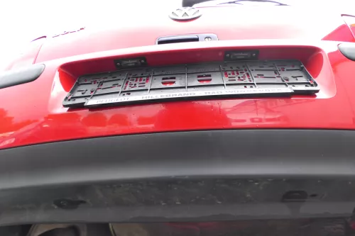 VW Golf 4 Limousine Stoßstange hinten Heckstoßstange Stoßfänger rot LP3G (171600)