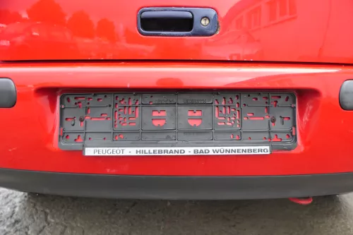 VW Golf 4 Limousine Stoßstange hinten Heckstoßstange Stoßfänger rot LP3G (171600)