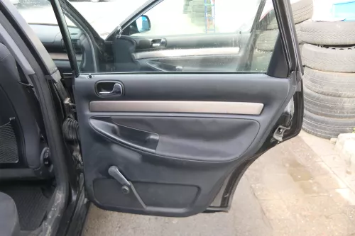 4x Stück Audi A4 B5 Türverkleidung Verkleidung Tür vorne hinten rechts links  (171815)