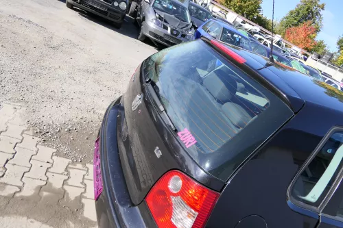 VW Polo 9N3 9N Heckklappe Kofferraumklappe Klappe schwarz LC9Z - Scheibe (171826)