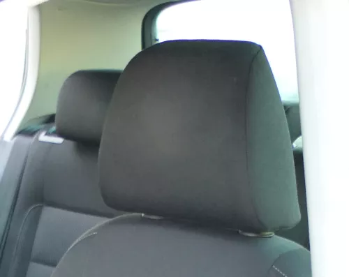 Golf 6 5K 1K auch Kombi AJ5 Kopfstützen Kopfstütze vorne rechts / links schwarz