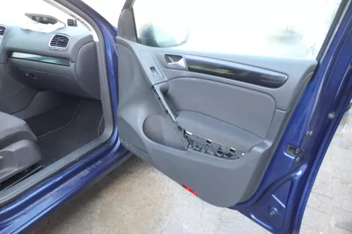 VW Golf 6 5K Türverkleidung Verkleidung Tür vorne +hinten 4-Türer (171898)
