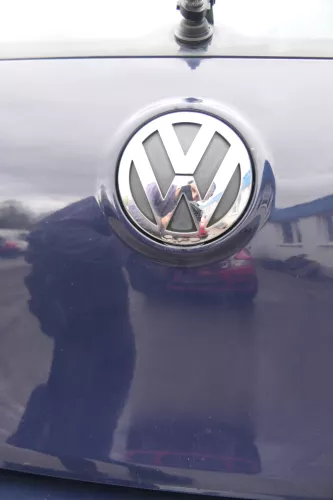 VW Golf 5 V Heckklappe hinten Kofferraumklappe mit Scheibe blau LA5G (171923)