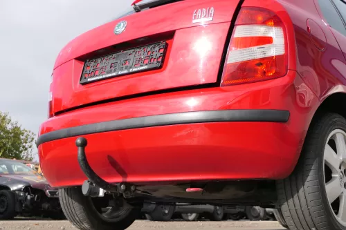 Skoda Fabia 6Y Schrägheck Stoßstange hinten Heckstoßstange rot LF3K (171950)