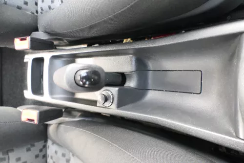 Skoda Fabia 6Y Mittelkonsole Mitteltunnel um Schaltung 6Y0863242  47H  onyx (171960)