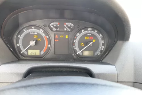 Skoda Fabia 6Y Tacho Tachometer Kombiinstrument 6Y0920883M 137.000KM 1,2 47kw 40 (171962)