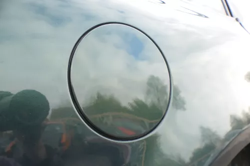 VW Passat 3B Limousine Tankdeckel Klappe Tankklappe Deckel Tank grün LC6N