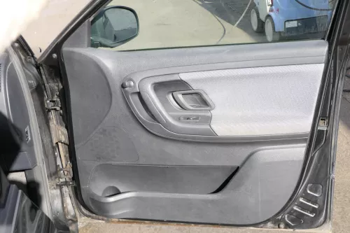 4 x Skoda Fabia 5J Stufenheck Türverkleidung Verkleidung Tür vorne +hinten links (172023)