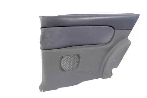 1x Audi A3 8L Seitenverkleidung Seite Verkleidung Tür rechts hinten 2/3-Türer (172151)