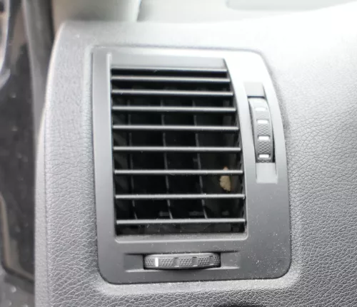 Octavia 1Z Lüftungsdüse Düse Lüftung vorne links 1Z0819701A 9B9 schwarz / rechts