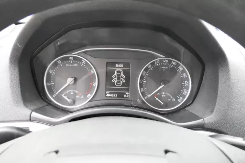 Skoda Octavia 1Z Tacho Tachometer Kombiinstrument 404.000km 1Z0920843F Benziner