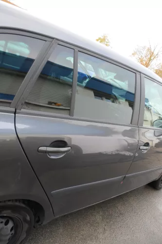 Skoda Fabia 5J Kombi Tür hinten rechts grau titangrau 9795 - ohne Anbauteile (172608)