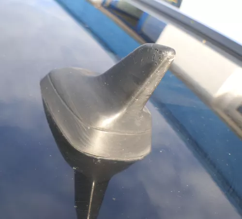 Audi A4 8K Antenne Antennenstab Antennensockel Sockel 8K9035503E schwarz (172719)