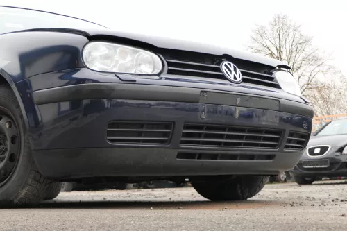 VW Golf 4 Stoßstange vorne Stoßfänger vorn vorne blau LA5G SWR + Kappen (172904)