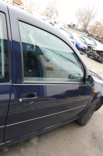 VW Golf 4 Tür vorne rechts Beifahrertür 2/3-Türer blau LA5G ohneAnbauteile (172905)