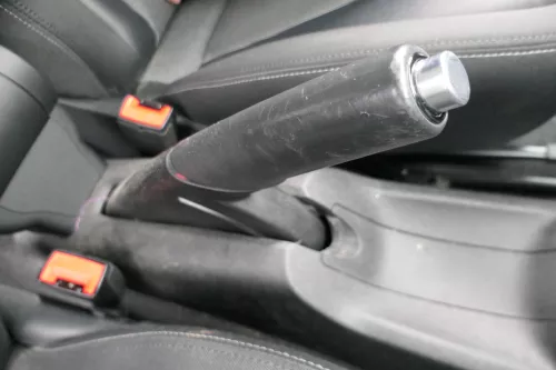 Audi A1 8X Handbremse Feststellbremse Verkleidung Abdeckung schwarz (172997)