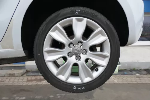 4x Audi A1 8X Alufelgen 215/45R16 90V Sommerreifen Reifen 4-5mm 8X0601025B /AS (173056)