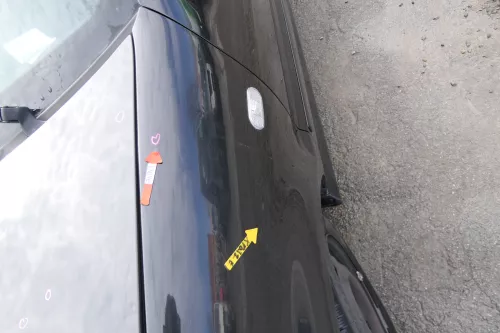 VW Polo 6N2 Kotflügel vorne links schwarz LC9Z (bis auf den Schweller) (173148)