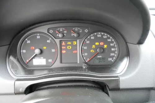 VW Polo 9N 3Tacho Tachometer Kombiinstrument 299.000km 6Q0920825F 1,4TDI BNV BNM (173237)