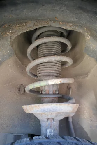 2x Golf 3 Ibiza Polo 6K Federbein Stoßdämpfer Feder vorne (173257)