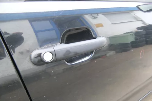 VW Polo Variant Kombi 6Kv oder Caddy 9Kv Tür vorne rechts schwarz LA9Y ohneAnbau (173262)