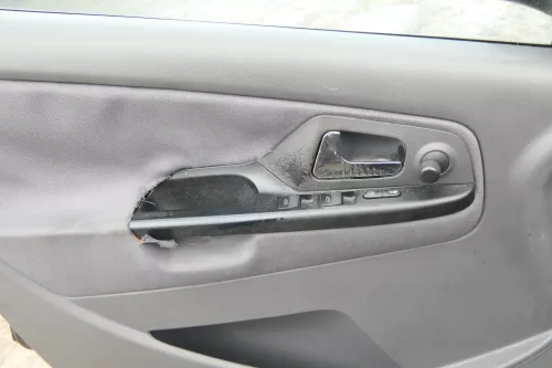 1x Seat Ibiza 6K Türverkleidung Verkleidung Tür vorne links 4/5-Tür Facelift (173265)