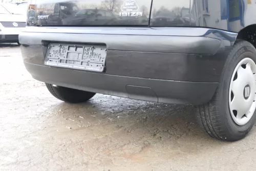 Seat Ibiza 6K Facelfit Stoßstange Heckstoßstange hinten schwarz LA9Y (173269)