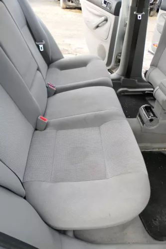 VW Golf 4 Limousine Sitz Rückbank Rücksitzbank hinten Sitze grau OHNE Kopf (173301)