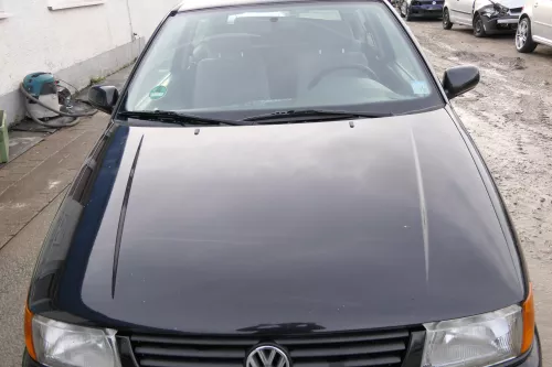 VW Polo 6N Motorhaube Frontklappe Haube vorne Klappe schwarz LC9Z blackmagic