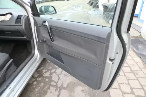 1x VW Polo 9N Türverkleidung Verkleidung Tür vorne rechts 2/3-Türer Beifahrertür (173447)