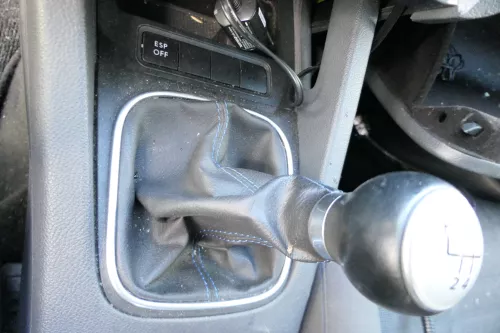 Golf 5 Schaltknauf Schaltsack Schaltung Schaltknüppel Leder 5-Gang 1K0711113BJ (173859)