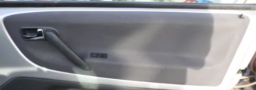 1x VW Lupo Arosa Türverkleidung Verkleidung Tür vorne rechts oben schwarz