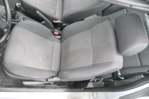 Arosa Lupo Sitz vorne links Fahrersitz Höhenverstellung dunkel schwarz