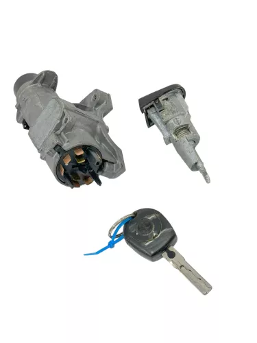 Skoda Fabia 6Y Zündschloß Schloß Zündung 1x Schlüssel + 1x Türschloß links Funk (173977)
