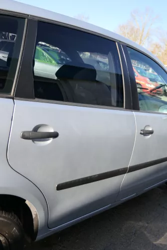 VW Polo 9N 9N3 Tür hinten rechts 4/5-Türer grau silber LA7W - ohne Anbauteile (173981)