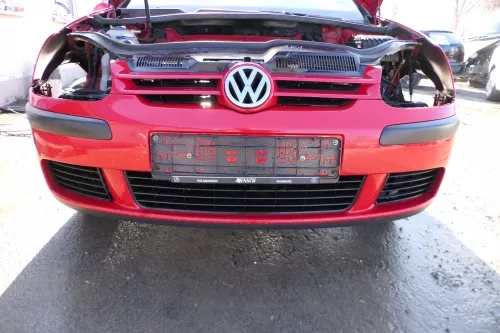 VW Golf 5 1K V Stoßstange vorne Frontoßstange Stoßfänger rot LY3D (174000)