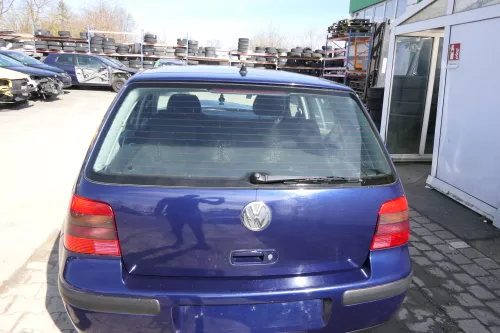 VW Golf 4 Limousine Heckklappe Kofferraumklappe Klappe hinten blau LB5N - Rost