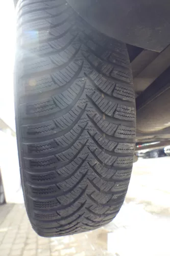 4x Golf 4 Bora Alufelgen Felgen 195/65 R15 Winterreifen Reifen 1J0601025Q 5-6mm (174413)