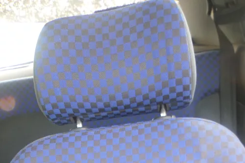 1x Audi A3 8L Kopfstütze vorne oder hinten (rechts / links) blau