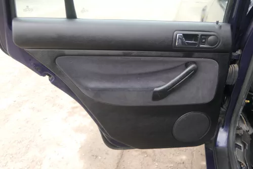 1x VW Golf 4 1J Kombi Türverkleidung Verkleidung Tür hinten links schwarz