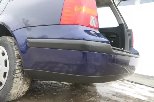 VW Golf 4 Kombi Avant Stoßstange hinten Heckstoßstange Stoßfänger blau LB5N (174503)